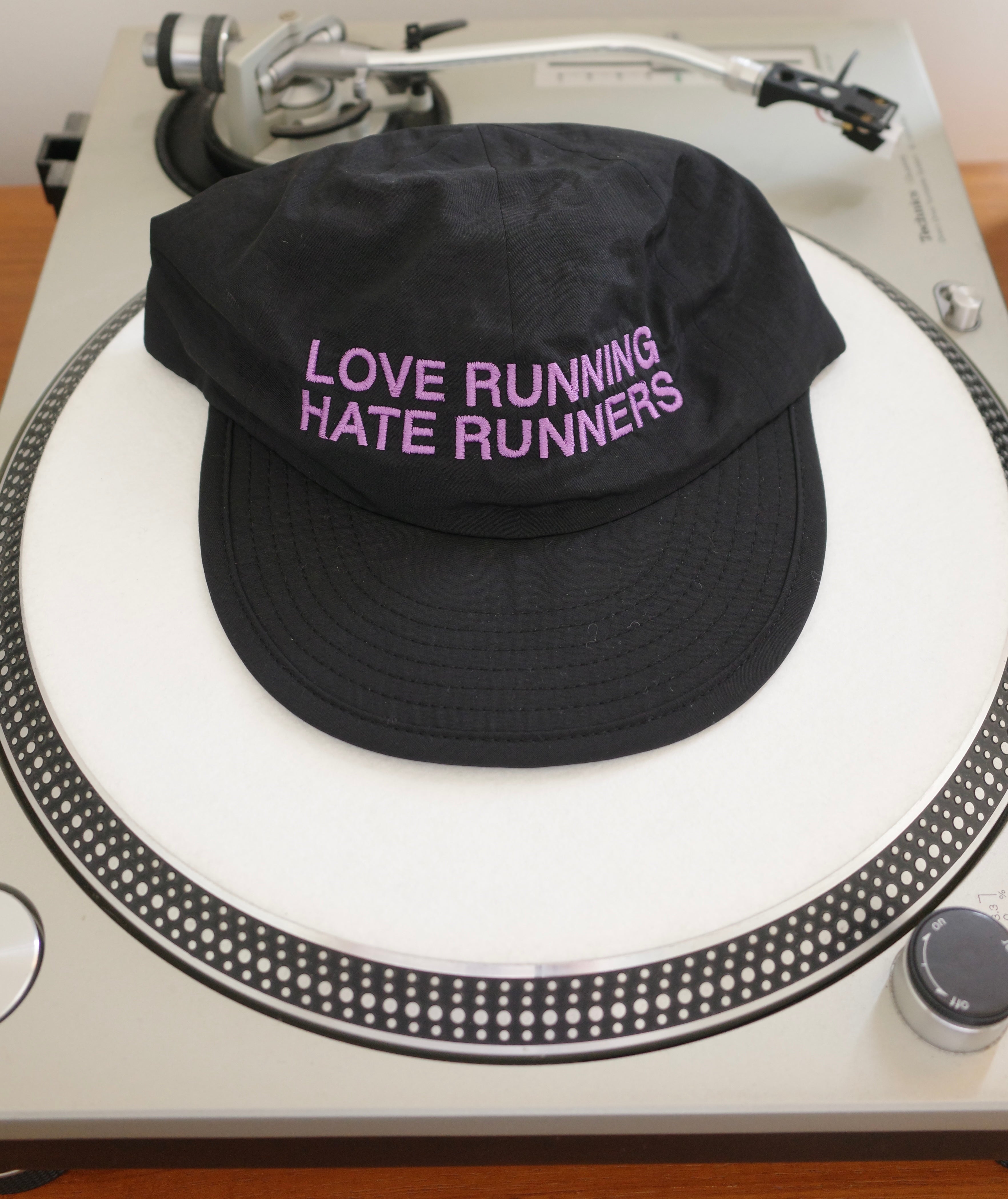 LOVE HATE BLACK GRAPE CAP