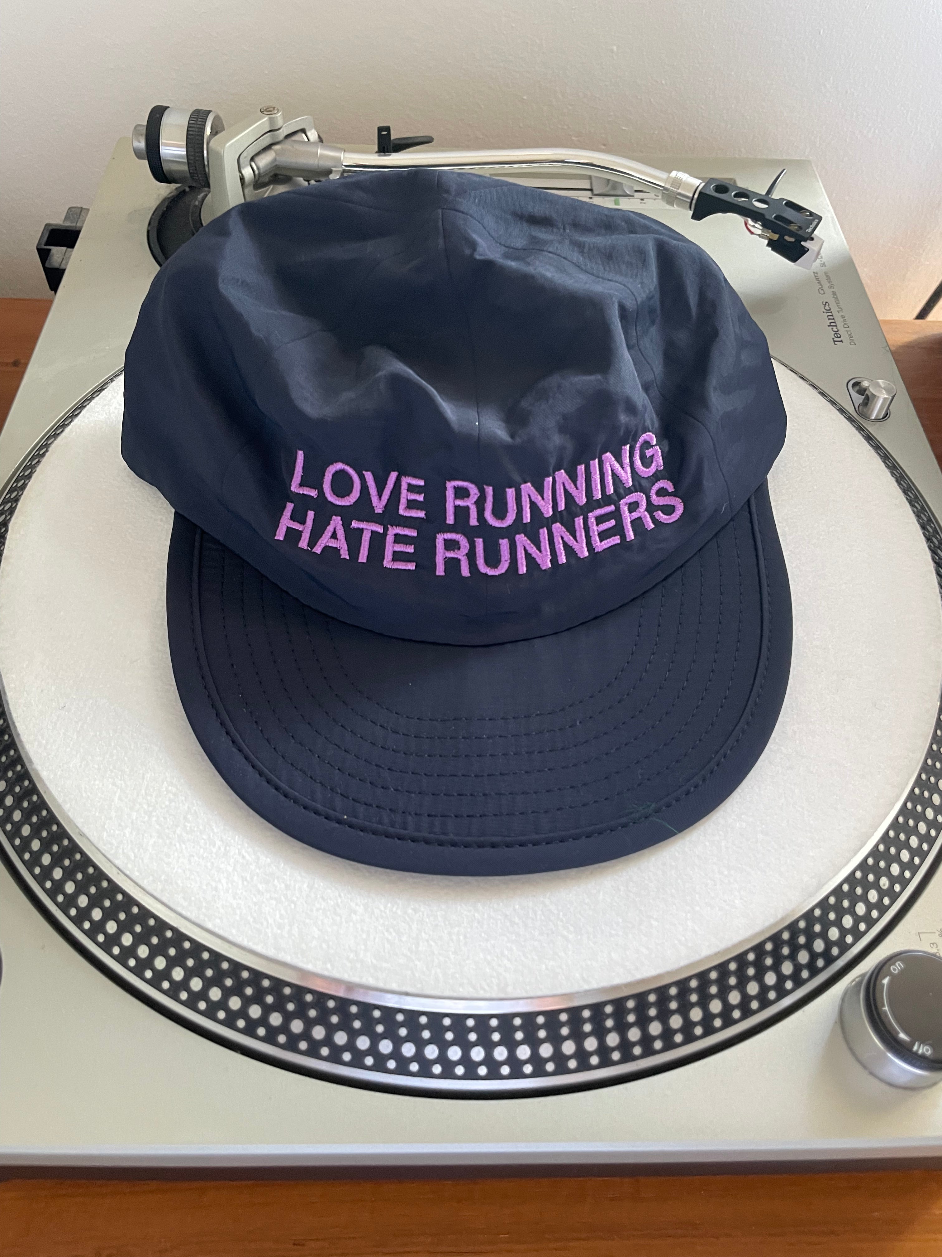 LOVE HATE CAP NAVY GRAPE